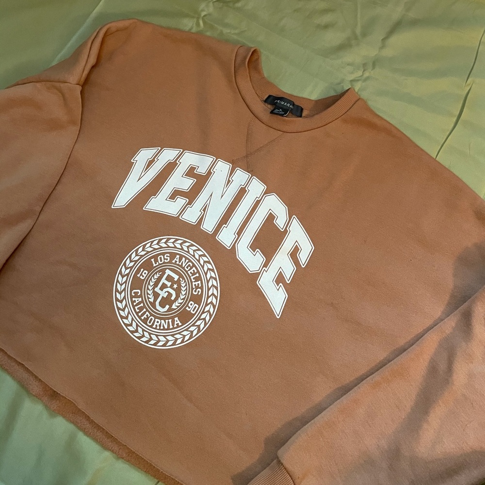 Women’s Cropped Sweatshirt